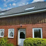 Gaestehaus Nuke Apartment Langeness