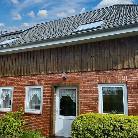 Gaestehaus Nuke Apartamento Langeneß